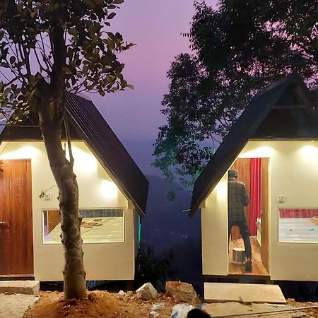 Rock Campers Hotel And Resort Chillithodu Exterior photo