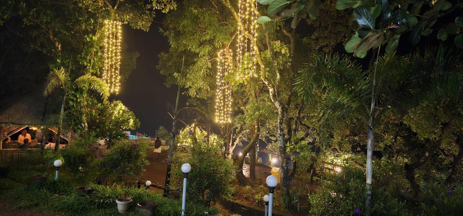 Rock Campers Hotel And Resort Chillithodu Exterior photo